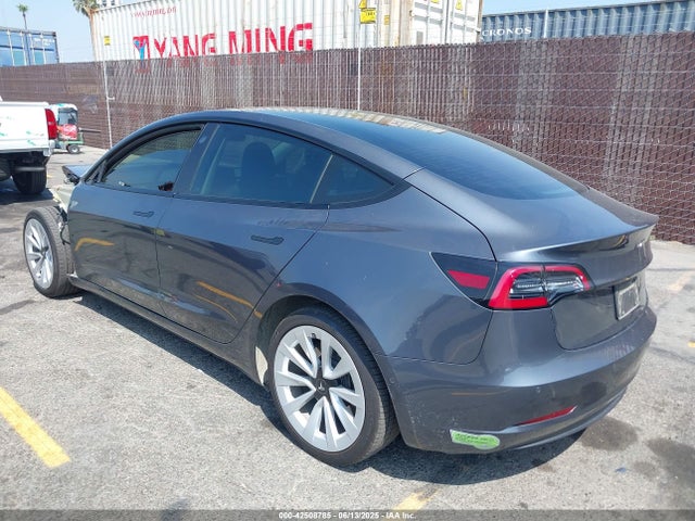 2022 TESLA MODEL 3 5YJ3E1EB0NF358545 Photo 2