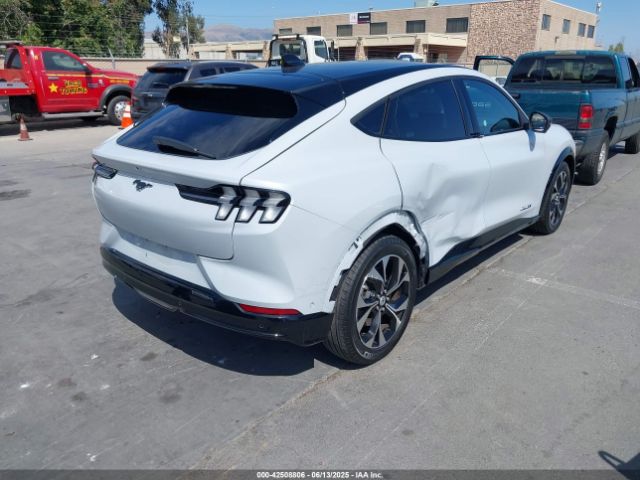 2023 FORD MUSTANG MACH-E 3FMTK3SUXPMA73825 Photo 3