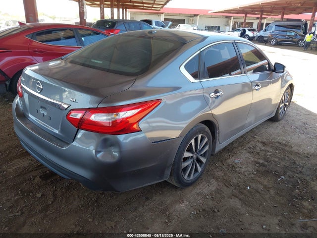 1N4AL3AP7HC289094 Nissan 2017