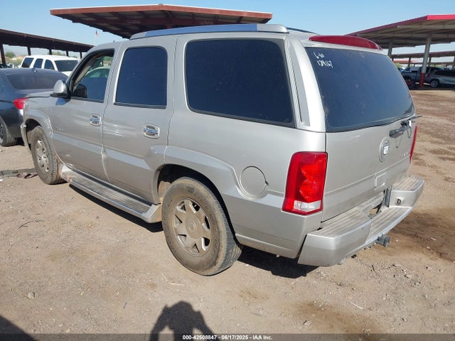 2004 CADILLAC ESCALADE 1GYEC63T84R129167 Photo 2