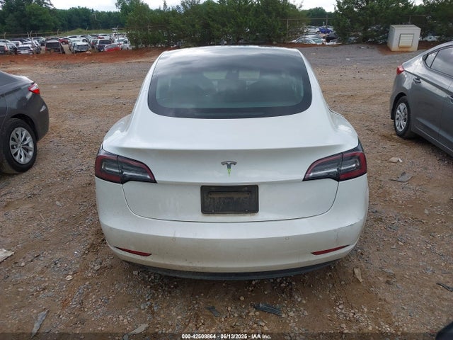 5YJ3E1EA0LF658686 Tesla MODEL 3