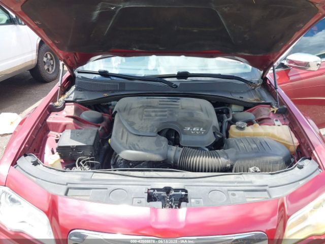 2C3CCAEG3EH379888 Chrysler 300