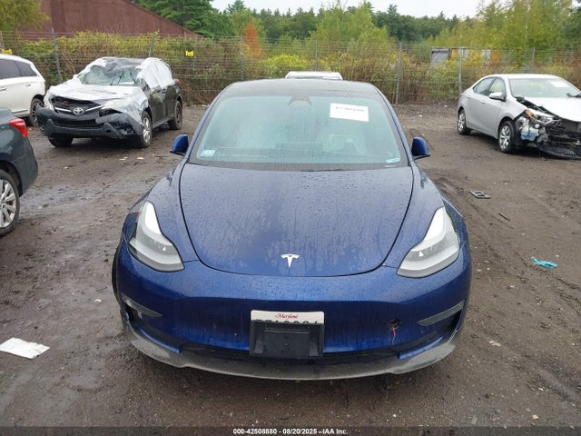 5YJ3E1EB5MF981321 Tesla MODEL 3
