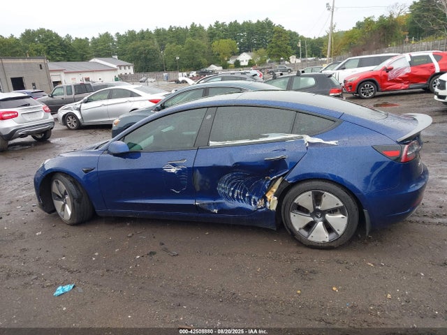 5YJ3E1EB5MF981321 Tesla MODEL 3