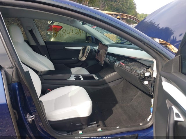 5YJ3E1EB5MF981321 Tesla MODEL 3