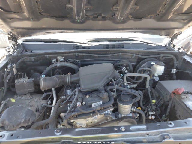 5TFRX5GN5GX058236 Toyota 2tr-fe