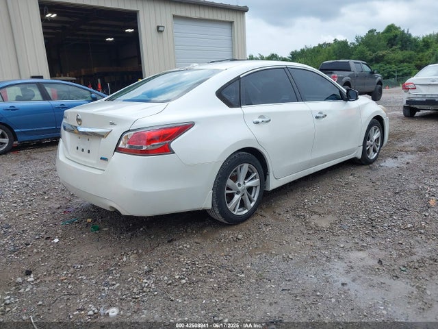 Nissan 2014 2014 1N4AL3AP7EC123640 Image 4