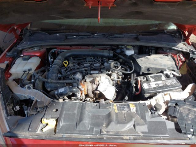 1FADP3FE6JL241214 Ford FOCUS SE