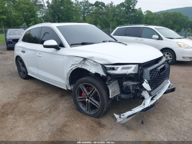 2020 AUDI SQ5 WA1B4AFYXL2075632