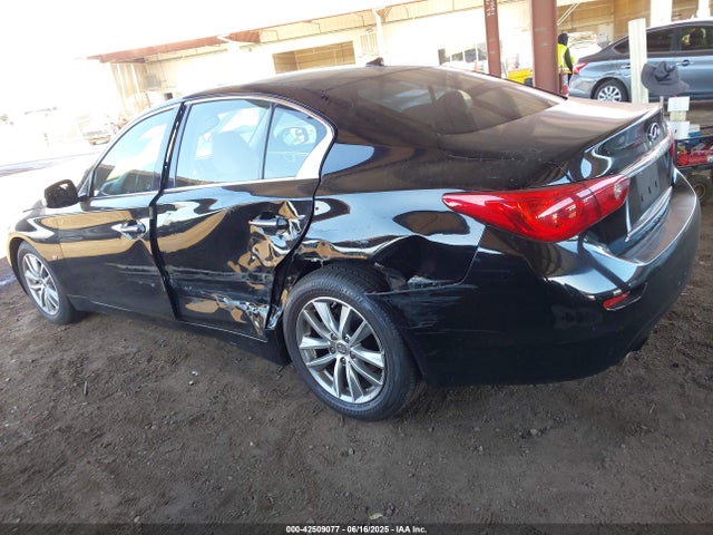 JN1BV7AP6FM334245 Infiniti 2015
