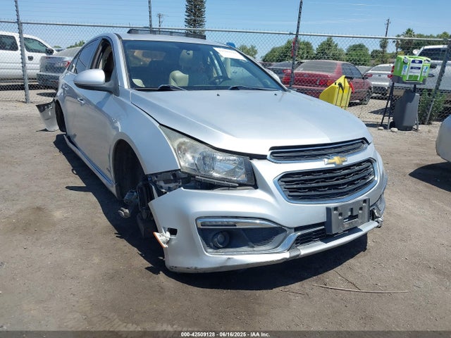 Chevrolet LUV 2015 1G1PG5SB0F7281327 головне зображення