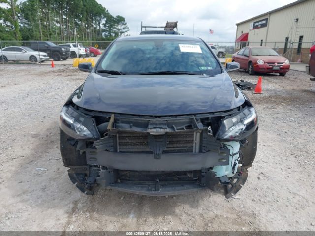1G1ZD5ST9NF162156 Chevrolet Malibu Fwd Lt