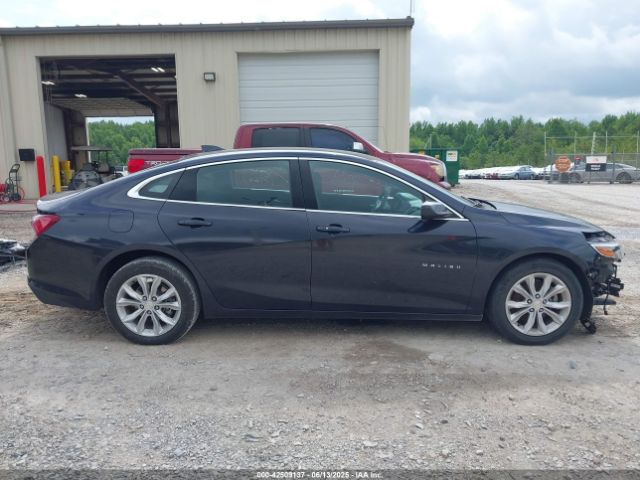 1G1ZD5ST9NF162156 Chevrolet Malibu Fwd Lt
