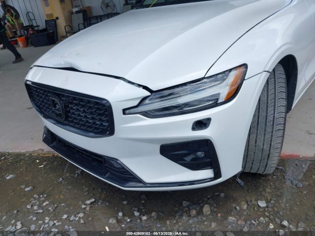 2024 VOLVO S60 7JRL12FKXRG280806 Photo 5