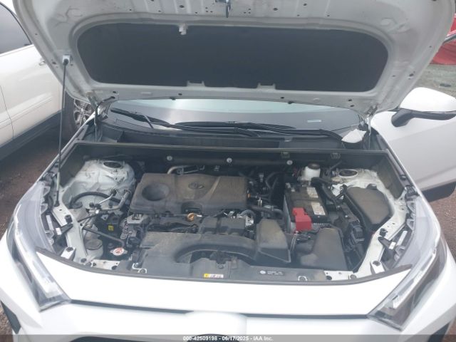 2T3P1RFV7RC411358 Toyota Rav4 Xle