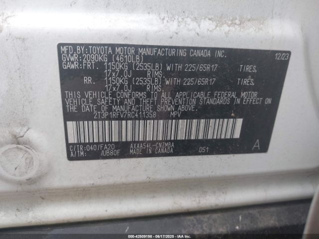 2T3P1RFV7RC411358 Toyota Rav4 Xle