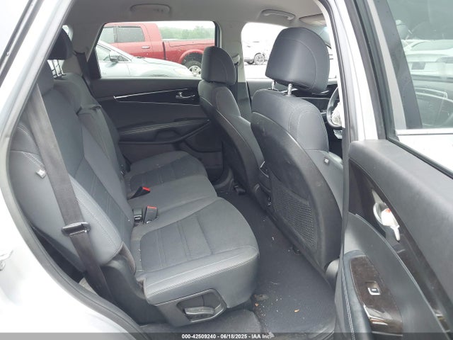 5XYPGDA59HG334898 KIA Sorento
