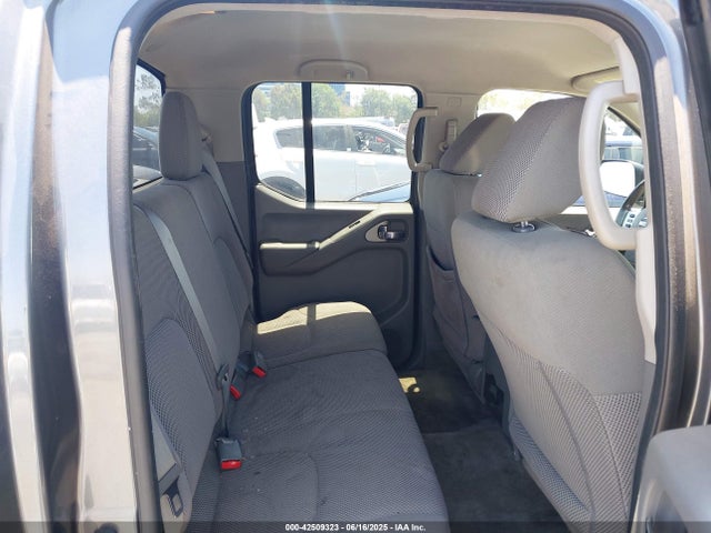 1N6AD0FR8HN757402 Nissan 2017