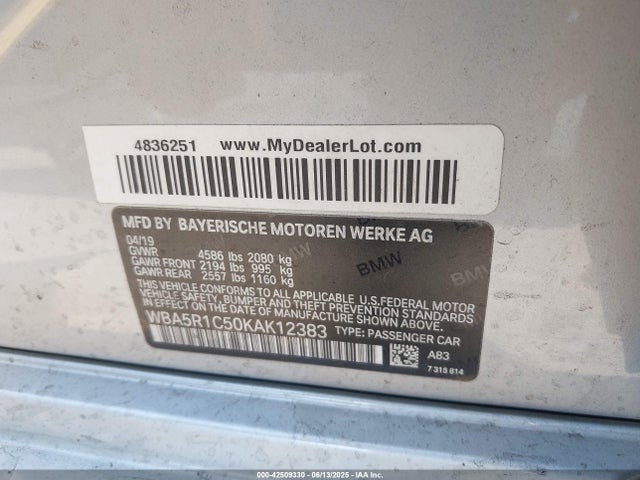 WBA5R1C50KAK12383 BMW 2019