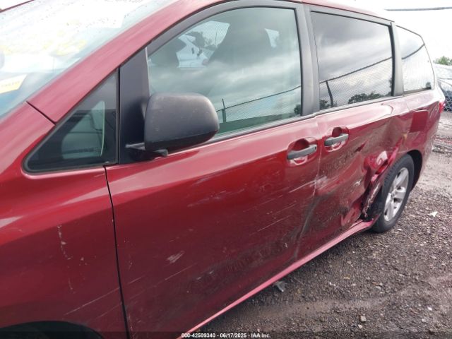 2016 TOYOTA SIENNA 5TDZK3DC7GS752874 Photo 5