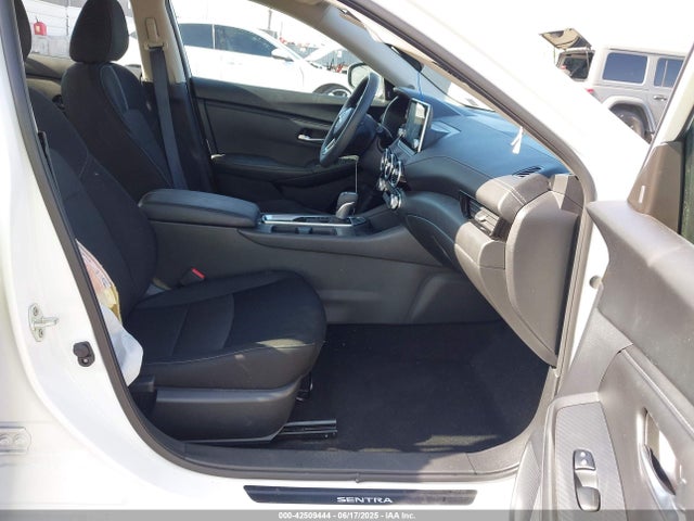 3N1AB8CV1RY381206 Nissan Sentra
