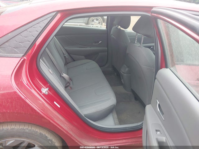 KMHLM4DG5RU769160 Hyundai ELANTRA SEL