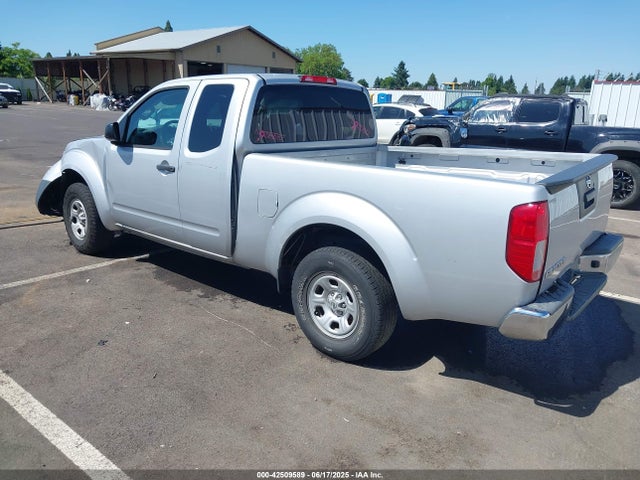 Nissan 2015 2015 1N6BD0CT1FN755640 Image 3
