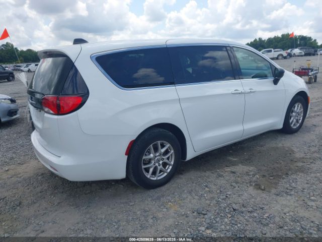 2024 CHRYSLER VOYAGER 2C4RC1CG3RR119709 Photo 3