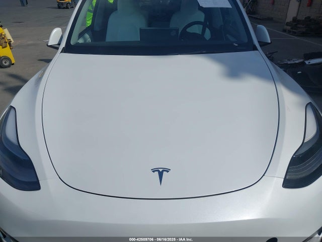 7SAYGDEE2PF832769 Tesla Model Y