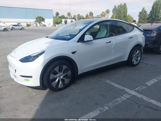 7SAYGDEE2PF832769 Tesla Model Y