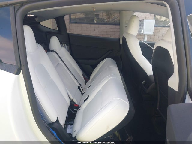 7SAYGDEE2PF832769 Tesla Model Y