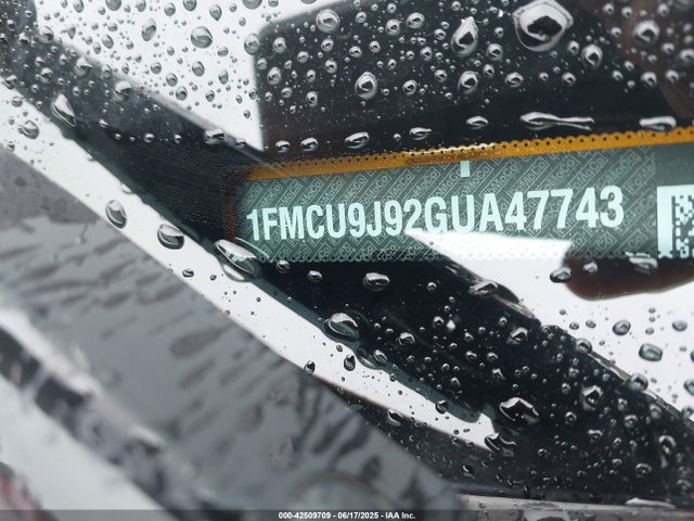 Ford 2016 2016 1FMCU9J92GUA47743 Image 9