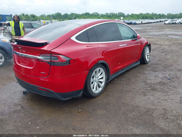 2017 TESLA MODEL X 5YJXCDE22HF054694 Photo 3