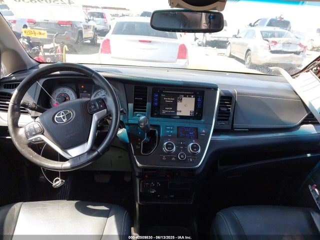 5TDXK3DC8FS542287 Toyota 2gr-fks