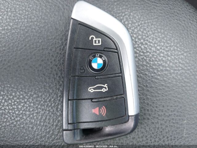 2021 BMW X1 WBXJG9C04M5T61811 Photo 10