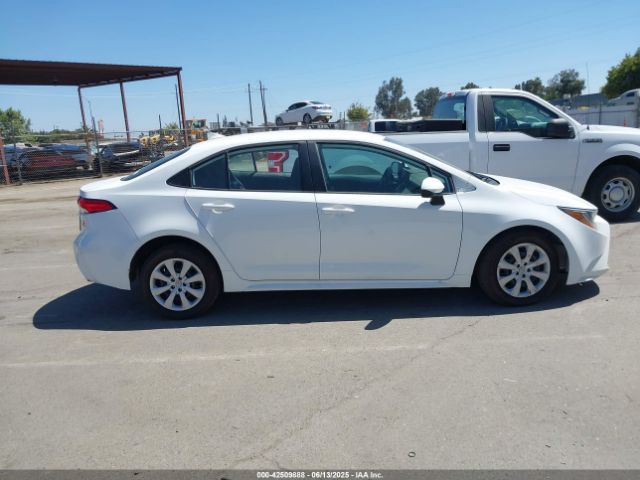 5YFB4MDE4PP027602 Toyota COROLLA LE