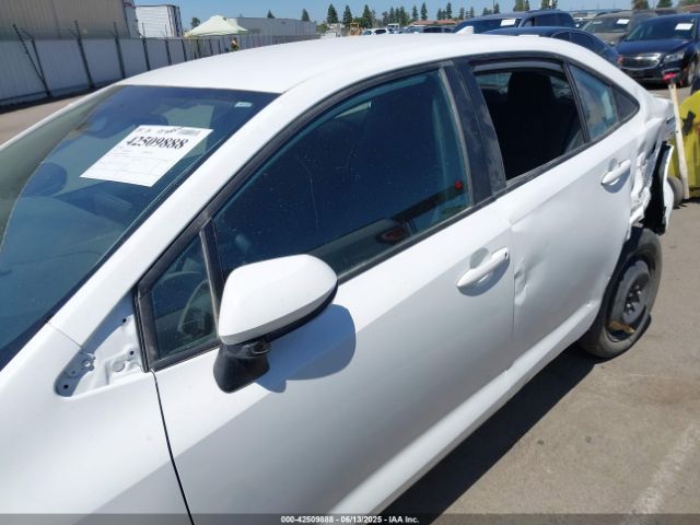 5YFB4MDE4PP027602 Toyota COROLLA LE