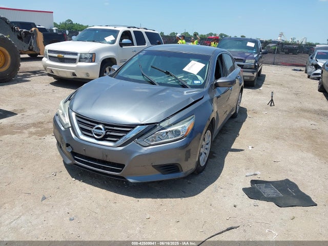 1N4AL3AP5HN328365 Nissan 2017