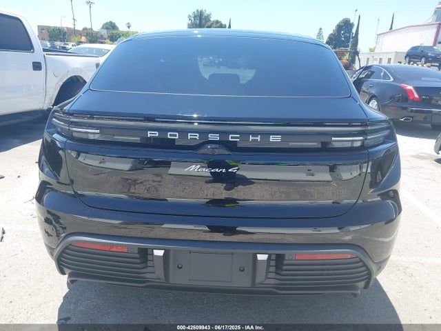 Porsche Macan 2025 WP1AA2XA8SL002362 Image 16