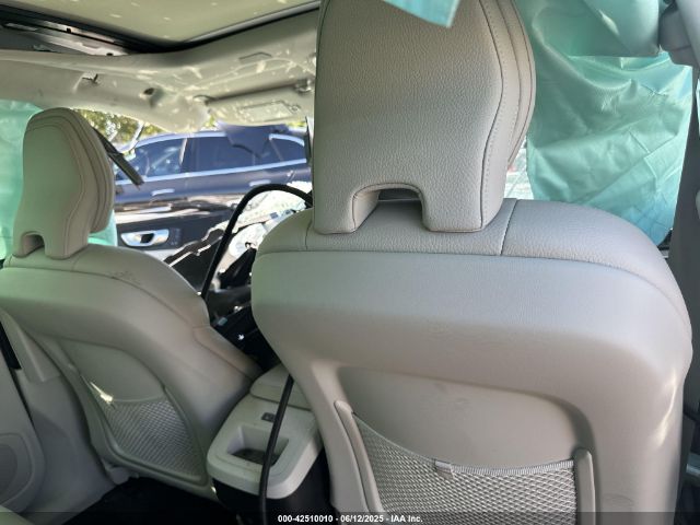 2024 VOLVO XC60 YV4L12RL3R1731352 Photo 4