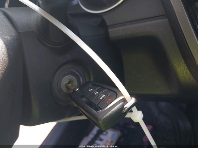 4T1B11HK3JU053881 Toyota CAMRY LE