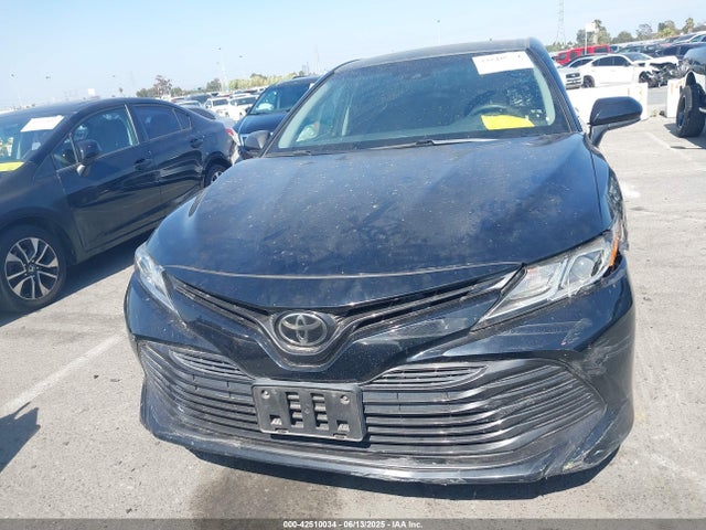 4T1B11HK3JU053881 Toyota CAMRY LE