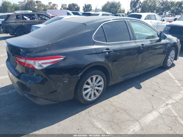 4T1B11HK3JU053881 Toyota CAMRY LE