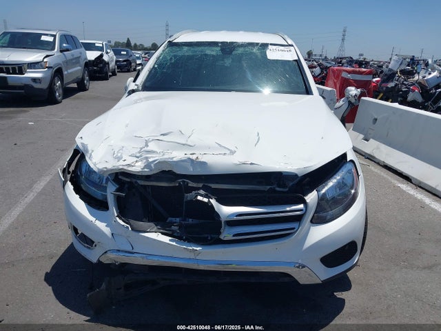 WDC0G4JB1KF555357 Mercedes-Benz m274