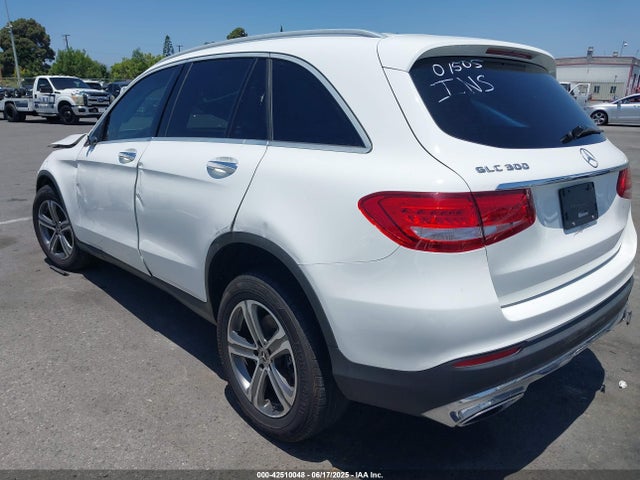 WDC0G4JB1KF555357 Mercedes-Benz m274