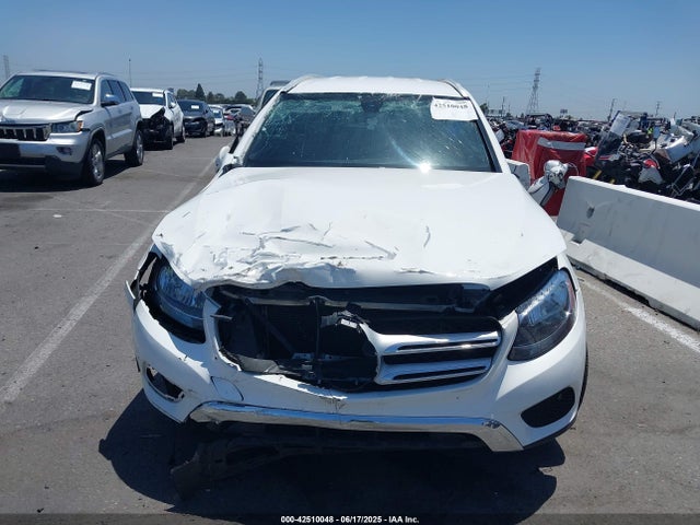WDC0G4JB1KF555357 Mercedes-Benz m274