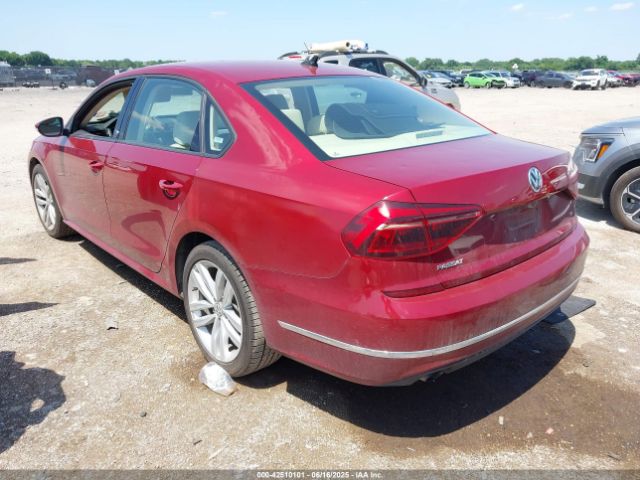 2019 VOLKSWAGEN PASSAT 1VWLA7A36KC008047 Photo 2