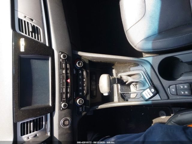 2017 KIA NIRO KNDCE3LC0H5053477 Photo 10