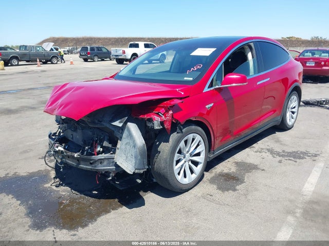 2016 TESLA MODEL X 5YJXCAE27GF009182 Photo 1