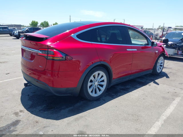2016 TESLA MODEL X 5YJXCAE27GF009182 Photo 3